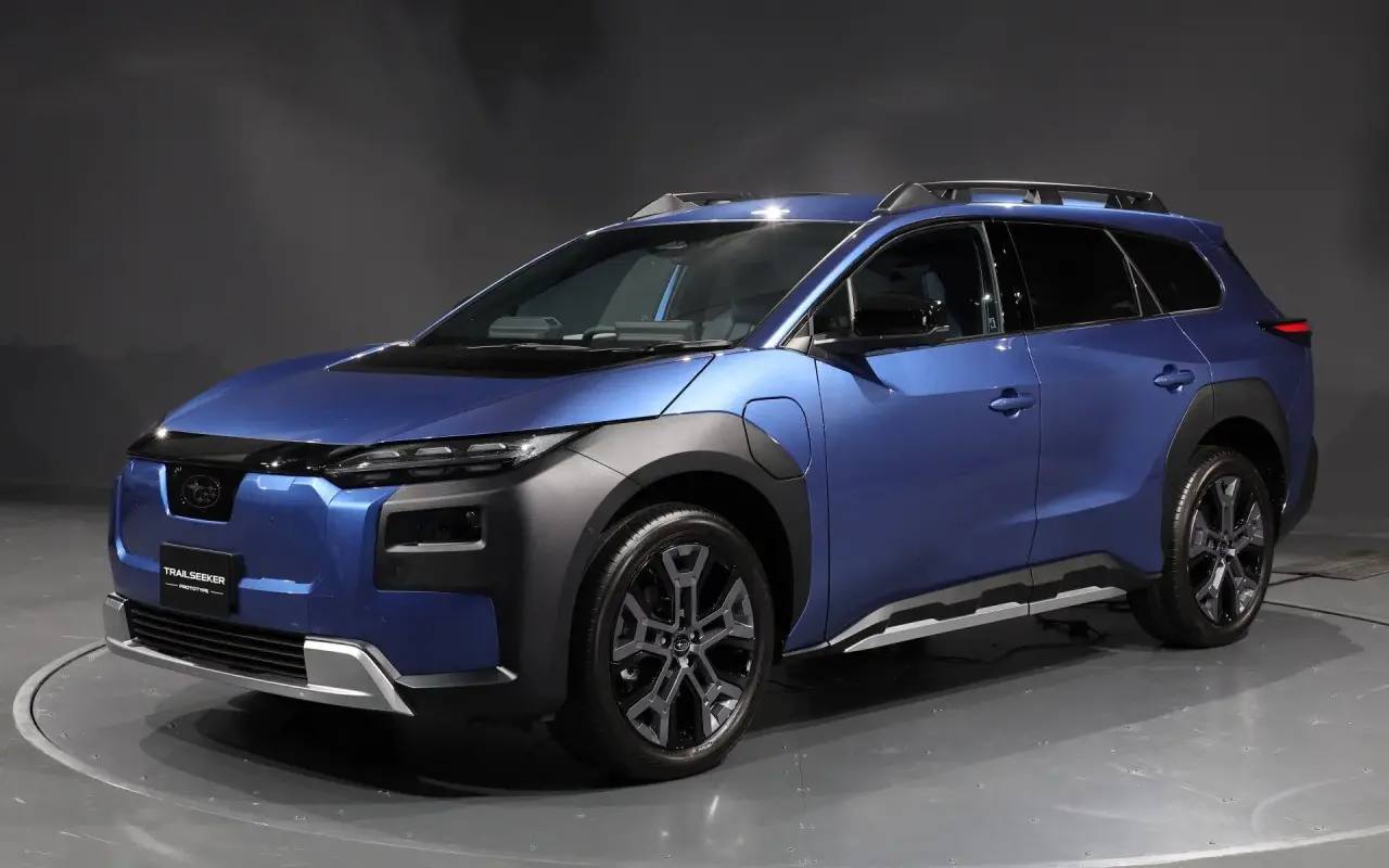 Друзья , Subaru 4 февраля начала серийное производство чисто электрических кроссоверов TrailSeeker BEV.