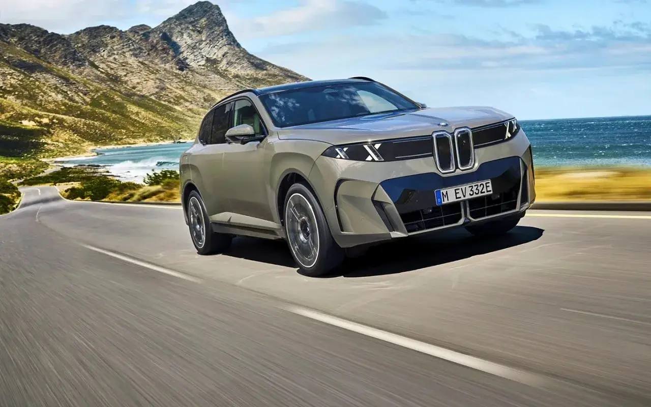 Друзья, BMW представила новый X5 пятого поколения. Кроссовер получил дизайн в стиле Neue Klasse, полностью новый салон и необычные технологии.