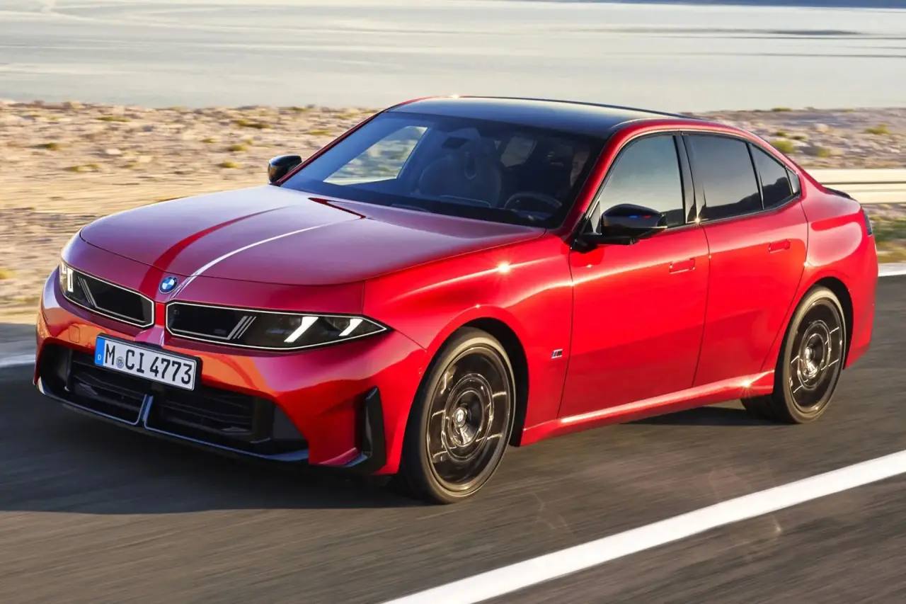 Друзья, BMW 30 сентября представила 3-Series нового поколения G50. Сегодня показали только базовый автомобиль семейства — седан. Универсал выйдет чере...